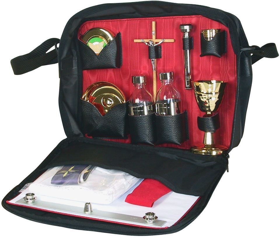 valigetta per celebrazioni, borsello da prete per messa con 19 oggetti liturgici, rafia e pelle, 26 x 32 x 12 cm
