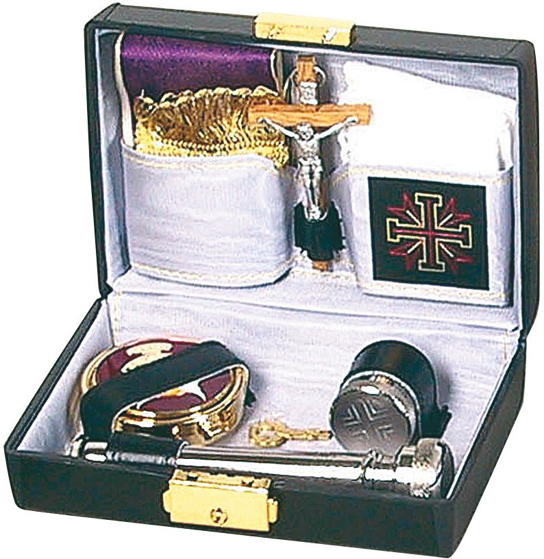 astuccio ( kit celebrazione messa) con interno bianco 7 oggetti