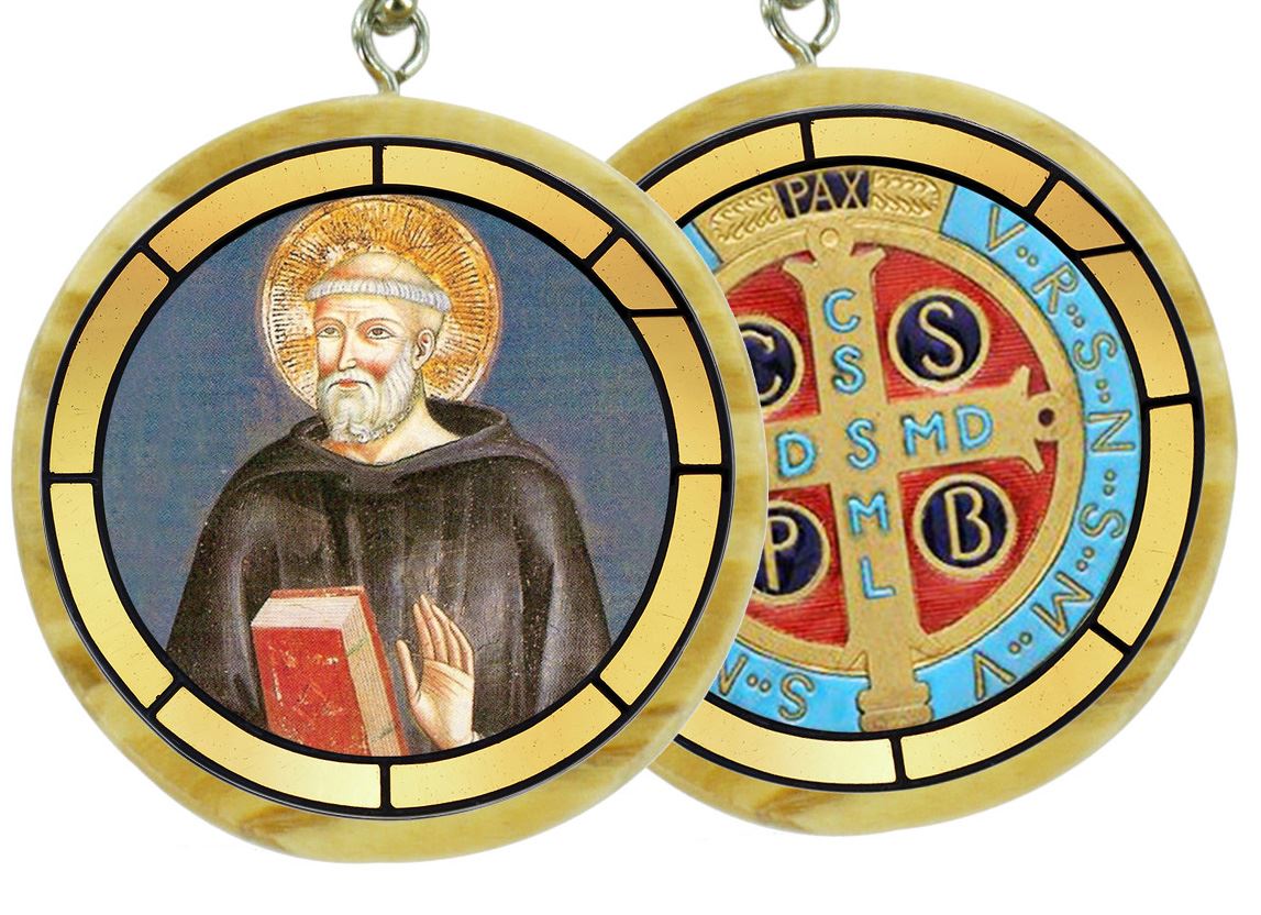 portachiavi san benedetto e croce in legno ulivo con immagini serigrafate - 4 cm