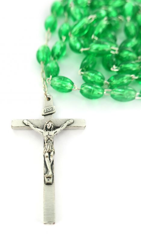 rosario in plastica ovale verde con legatura a macchina