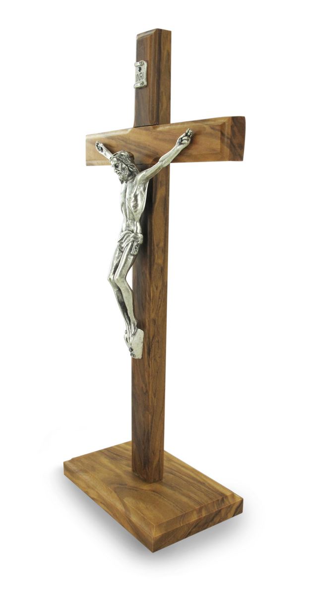 crocifisso da tavolo con base, croce in legno d'ulivo con cristo in metallo ossidato, crocifisso con piedistallo da appoggiare su altari, scrivanie e mensole, altezza croce 22 cm