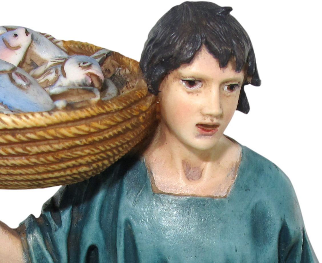 ferrari & arrighetti statuine presepe, statuina pescatore con rete e cesta pesci per presepe da 10 cm, statuina pescatore per presepe classico / tradizionale stile martino landi, resina dipinta a mano