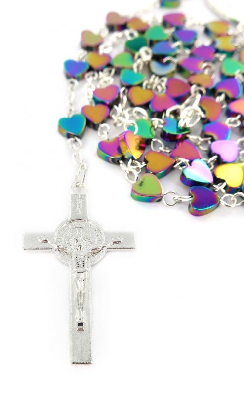 rosario con cuoricini colorati in confezione regalo, plastica e metallo, multicolore