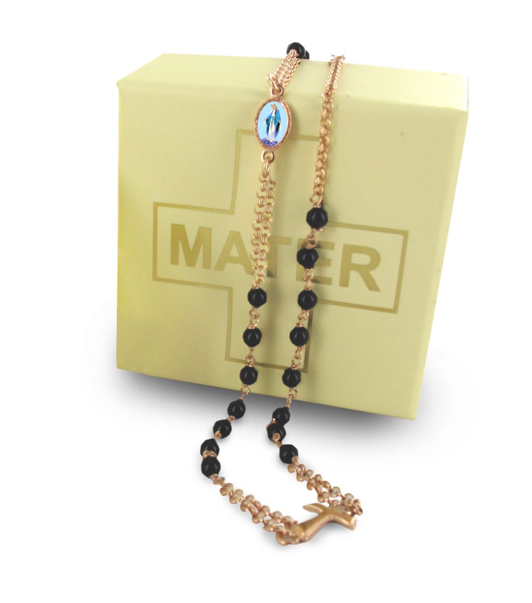 collana rosario girocollo in argento 925 bagnato in ora rosa perle nere con croce tau e medaglia miracolosa in argento