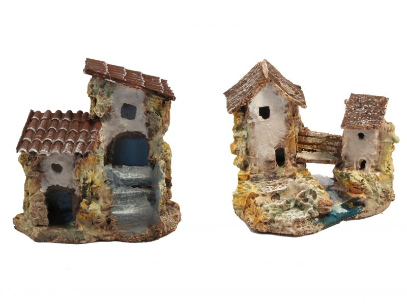 due coppie di casette rustiche per presepe, legno/cartone/stucco, 12 x 9 x 12 centimetri