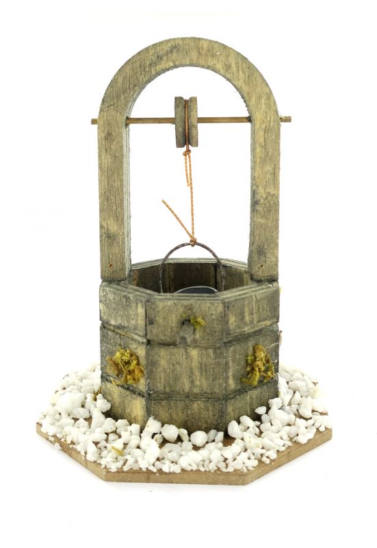 pozzo per presepe con secchio, arco e base, legno, marrone, 8 x 8 x 11 centimetri