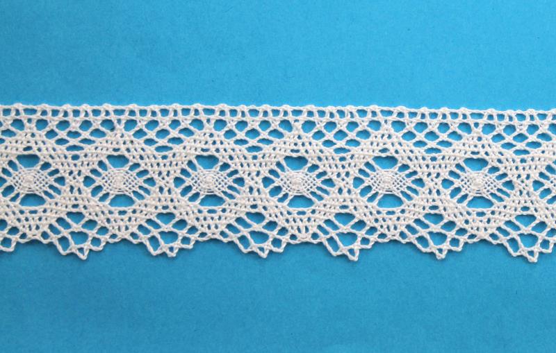 pizzo in cotone bianco altezza cm 4